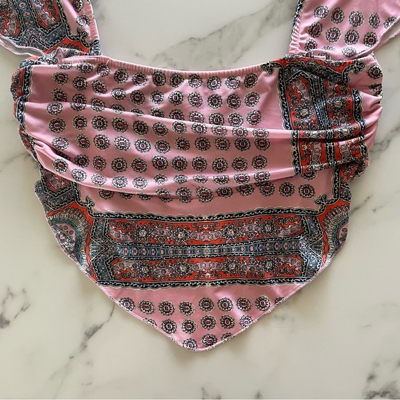 Urban Outfitters cropped shirt - Picture 2 of 5